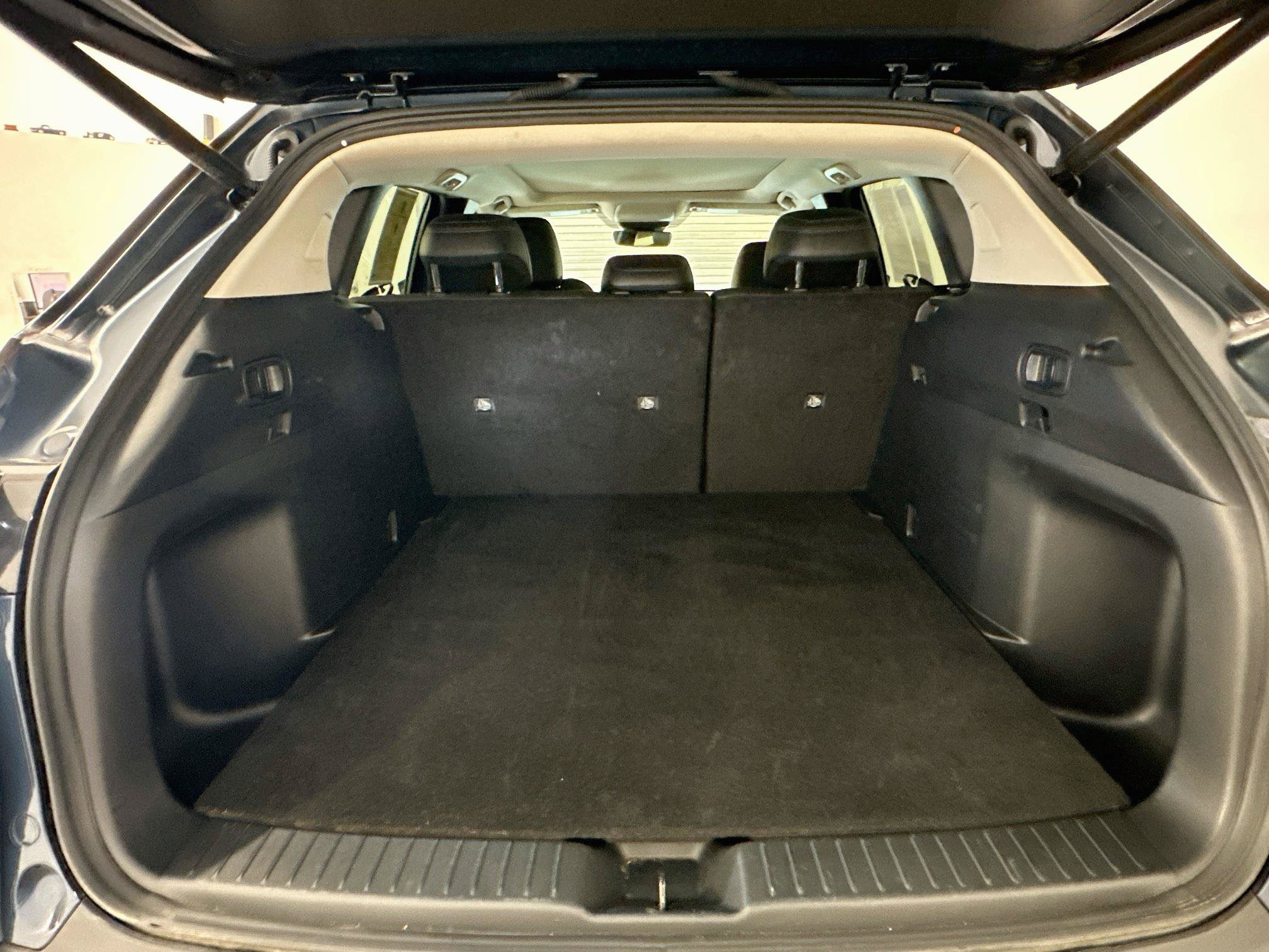Used 2025 MAZDA CX-50 AWD 2.5 S w/ Premium Plus Pkg image 31