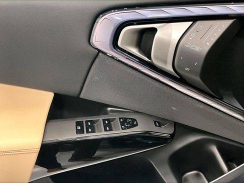 New 2026 BMW X3 xDrive30i w/ Premium Package AWD/4WD image 18