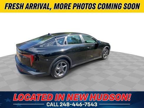 Used 2025 Kia K4 FWD image 2