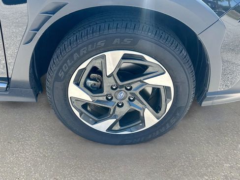 Used 2024 Subaru Crosstrek 2.5i Limited w/ Crosstrek Mirror Package image 29