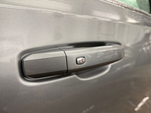 Used 2025 Chevrolet Tahoe LT image 25