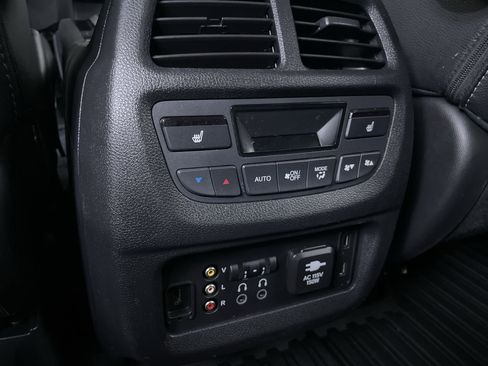 Used 2017 Honda Pilot Elite image 33