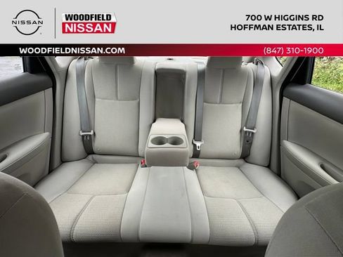 Used 2014 Nissan Sentra S FWD image 27