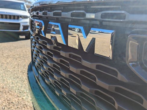 New 2026 RAM 1500 4x4 Crew Cab image 22