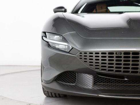 Used 2023 Ferrari Roma image 19