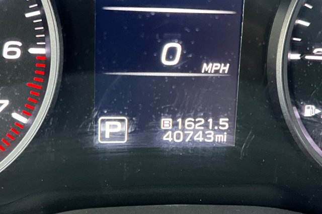 Used 2024 Subaru Ascent Premium w/ Convenience Package AWD/4WD image 31