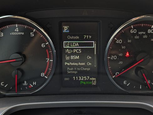 Used 2016 Toyota RAV4 SE w/ Advanced Technology Package image 13