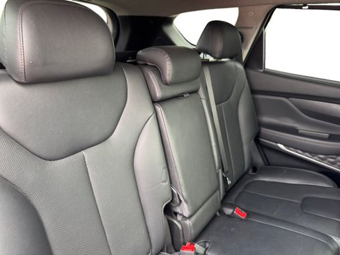 Used 2019 Hyundai Santa Fe FWD image 18