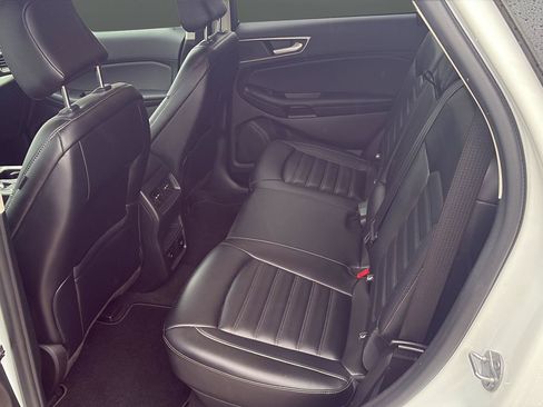Used 2023 Ford Edge SEL w/ Convenience Package AWD/4WD image 18