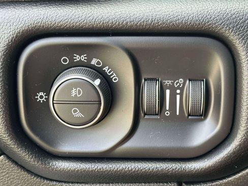 Used 2022 RAM 1500 Laramie image 18