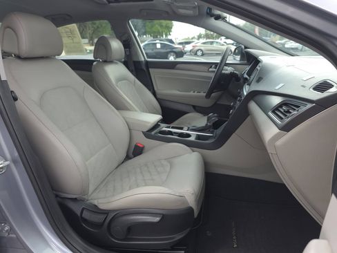 Used 2017 Hyundai Sonata Sport w/ Value Edition Package 02 FWD image 15