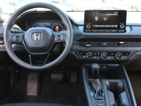 Used 2024 Honda Accord EX image 9