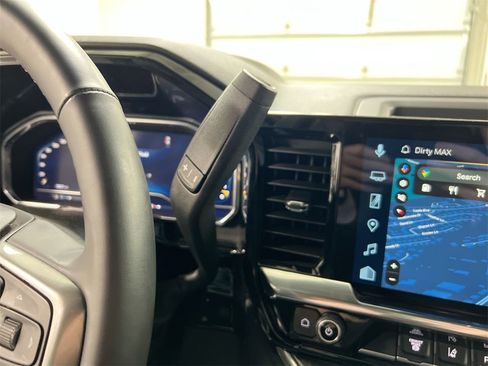 Certified 2025 Chevrolet Silverado 2500 LTZ w/ LTZ Plus Package image 17