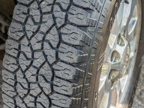 Used 2015 GMC Sierra 2500 SLE image 16