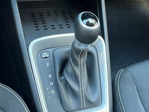 New 2026 Hyundai Venue SEL image 21