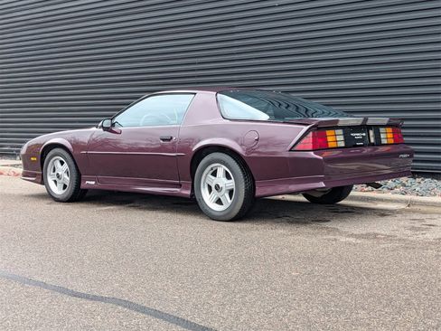 Used 1992 Chevrolet Camaro RS image 3