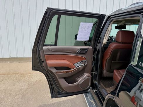 Used 2015 Chevrolet Tahoe LTZ AWD/4WD image 16