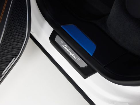 Used 2024 Lamborghini Urus S image 62