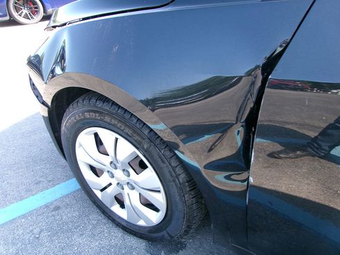 Used 2016 Chevrolet Cruze LS image 3