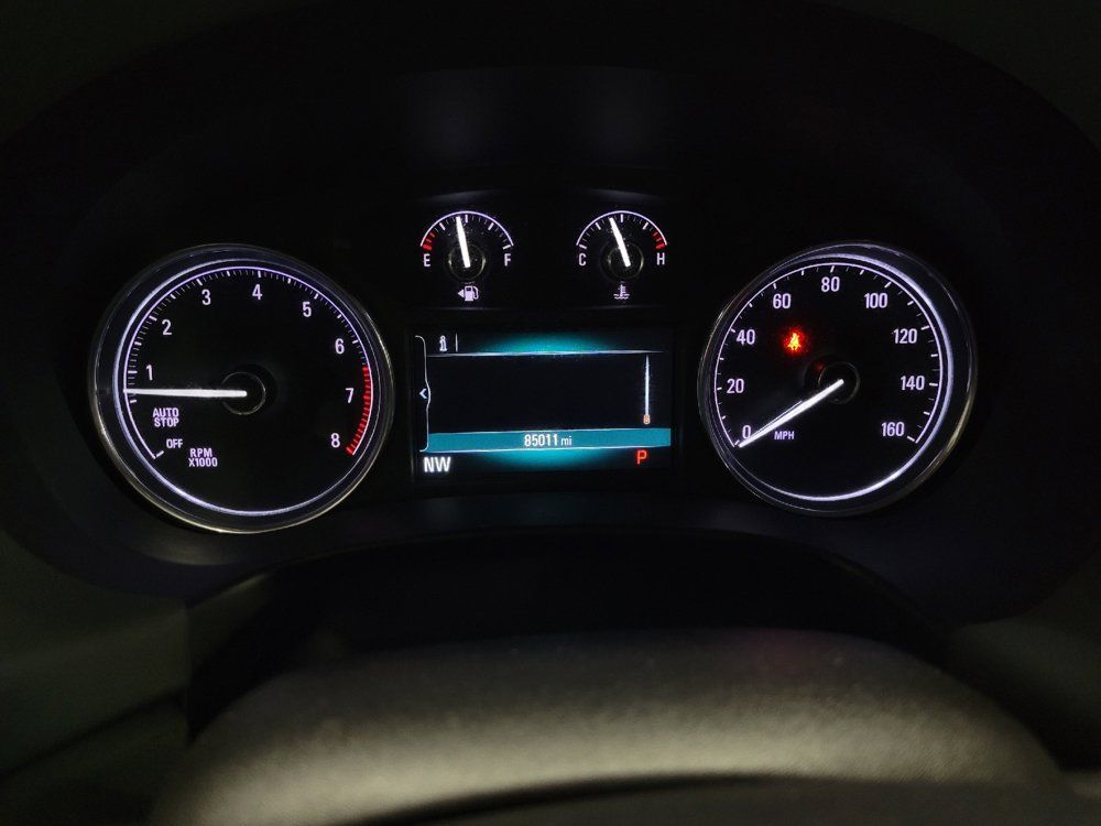 Used 2018 Buick Enclave Essence AWD/4WD image 23