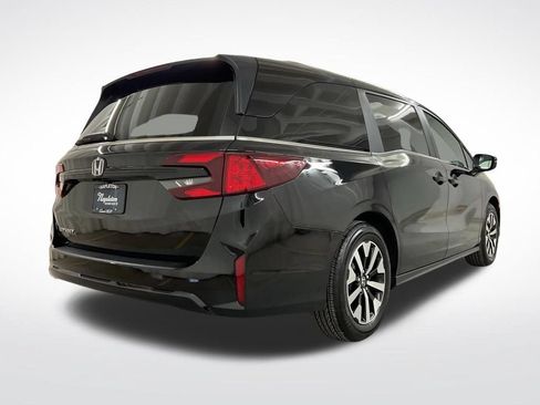 Certified 2026 Honda Odyssey EX-L image 3