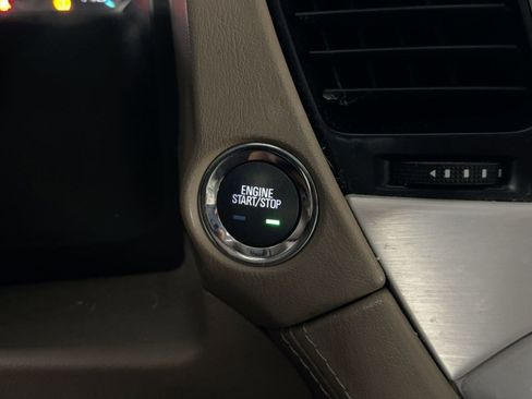 Used 2019 GMC Yukon XL SLT w/ Open Road Package image 24