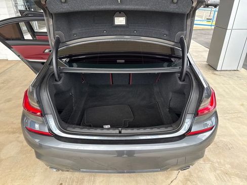 Used 2022 BMW 330i Sedan w/ M Sport Package RWD image 23