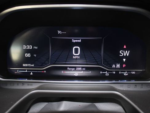 Used 2023 GMC Yukon XL SLT image 43