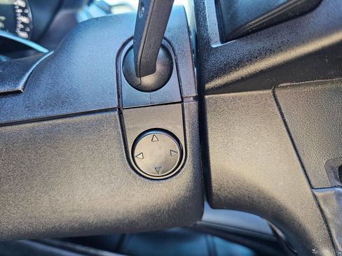 Used 2017 Lincoln MKZ Reserve image 12