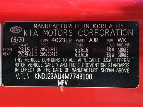 Used 2021 Kia Soul LX FWD image 33