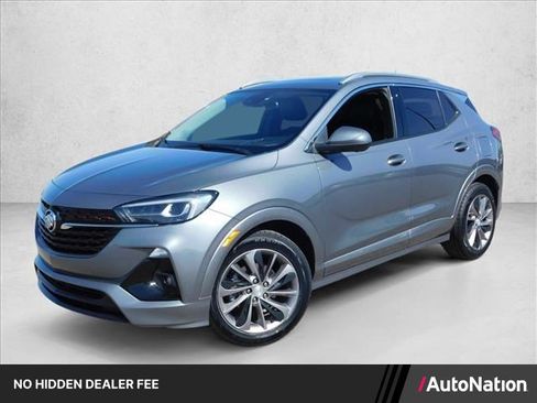 Used 2022 Buick Encore GX Essence w/ Advanced Technology Package FWD image 1