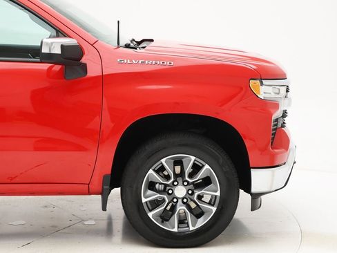 Used 2023 Chevrolet Silverado 1500 LT image 4