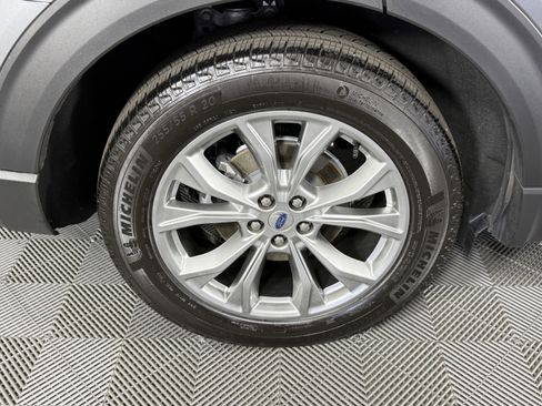 Certified 2023 Ford Explorer XLT w/ Equipment Group 202A image 30