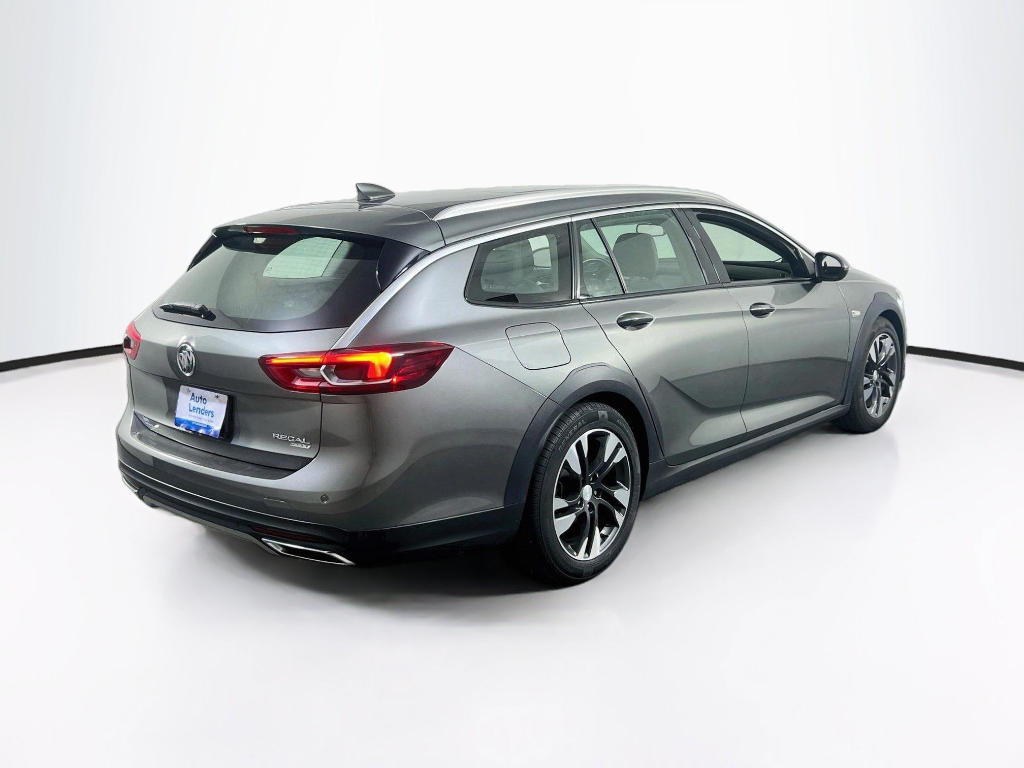 Used 2019 Buick Regal Essence w/ Driver Confidence Package I AWD/4WD image 5