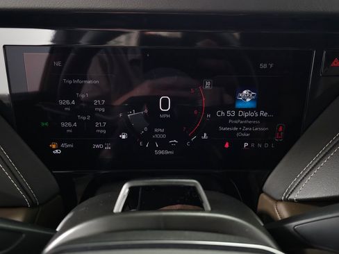 Used 2026 GMC Yukon Denali Ultimate AWD/4WD image 26