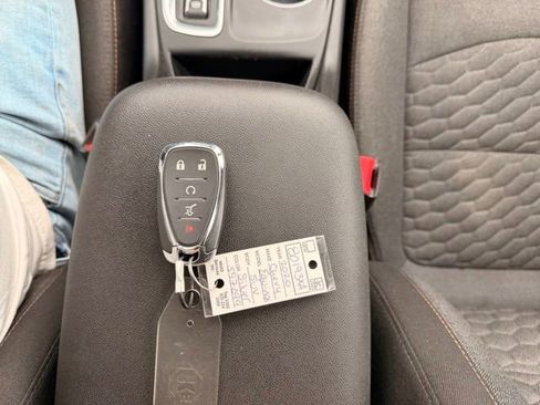 Used 2020 Chevrolet Equinox LT AWD/4WD image 17