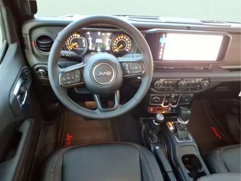 New 2026 Jeep Gladiator Rubicon AWD/4WD image 11