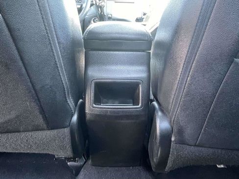 Used 2019 Toyota Corolla SE w/ SE Premium Package FWD image 13