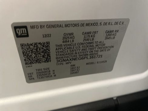 Used 2023 Chevrolet Equinox Premier FWD image 29