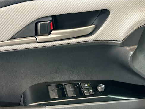 New 2026 Toyota Camry SE w/ Convenience Package FWD image 17