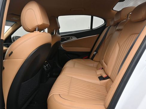 Used 2022 Genesis G70 3.3T AWD/4WD image 14