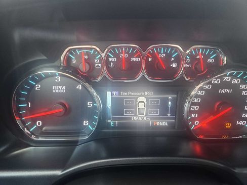 Used 2017 GMC Sierra 1500 SLE w/ SLE Value Package AWD/4WD image 15