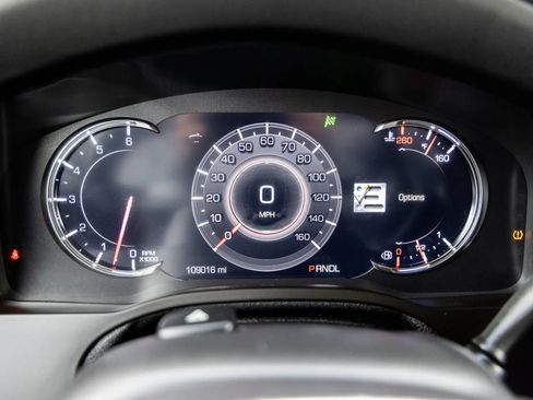 Used 2019 Cadillac Escalade Premium Luxury image 42