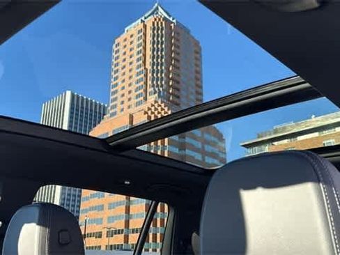 Certified 2025 Mercedes-Benz GLS 450 4MATIC image 27