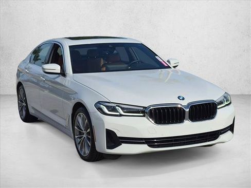 Certified 2023 BMW 530i w/ Convenience Package RWD image 3