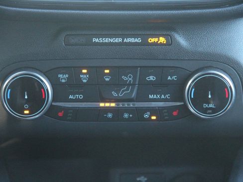 Certified 2025 Ford Escape ST-Line Select image 22