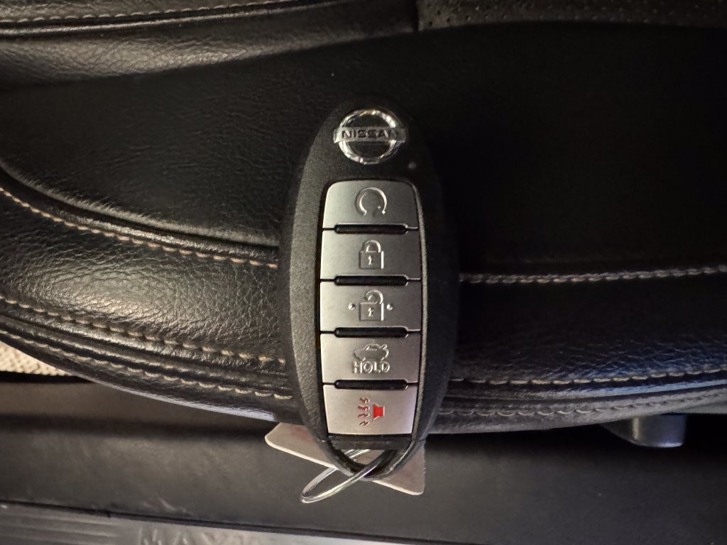 Used 2020 Nissan Maxima 3.5 SV w/ Floor Mat Group FWD image 17