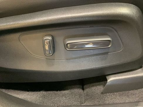 Used 2023 Honda CR-V Sport Touring image 12