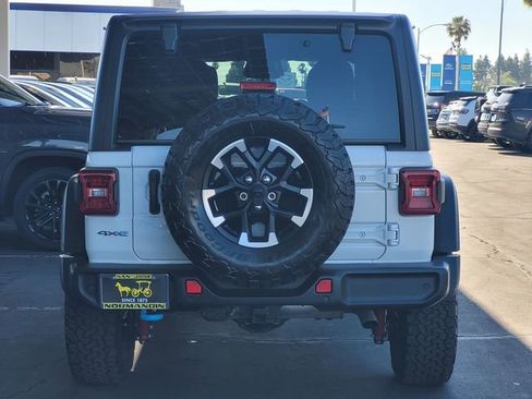 Certified 2025 Jeep Wrangler Unlimited Rubicon 4xe w/ Safety Group AWD/4WD image 5