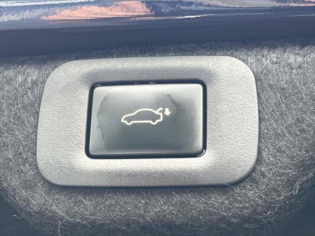 Certified 2025 Lexus ES 300h w/ Premium Package FWD image 20